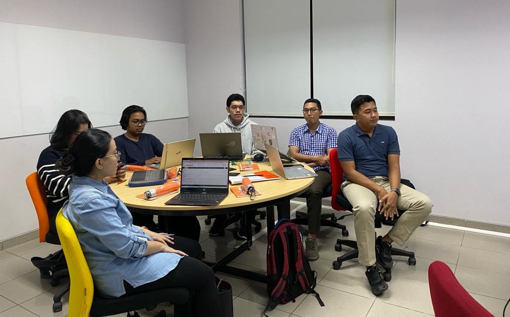 Training IT BINUS CENTER “Menguasai Desain Grafis dengan Program Certified Professional”